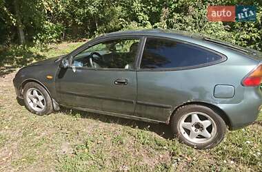 Хэтчбек Mazda 323 1995 в 