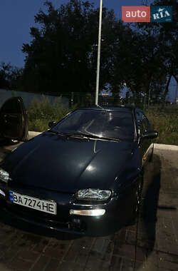Хэтчбек Mazda 323 1997 в Киеве