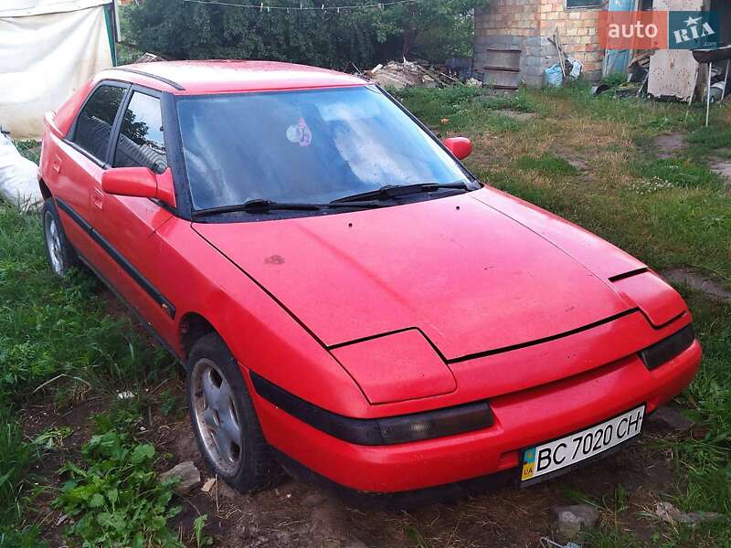 Хэтчбек Mazda 323 1990 в Киеве