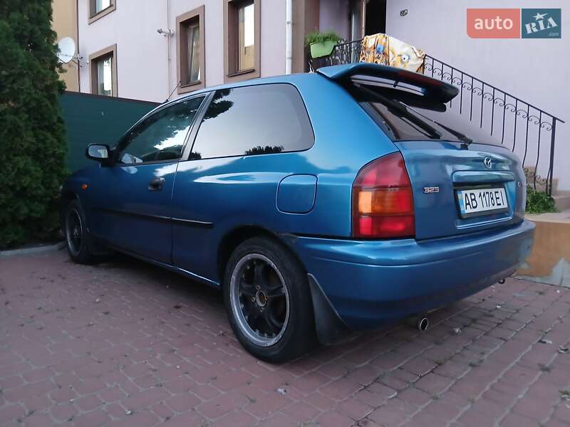 Хэтчбек Mazda 323 1997 в Виннице