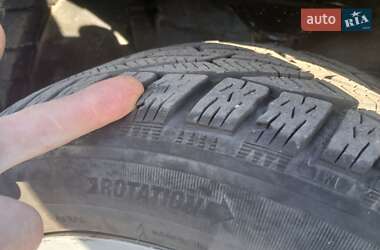 Седан Mazda 323 1998 в 