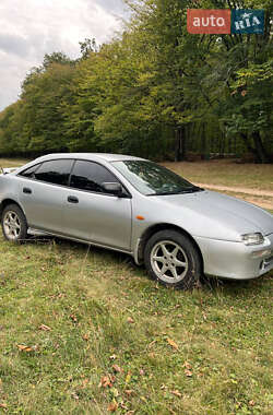 Хэтчбек Mazda 323 1998 в 