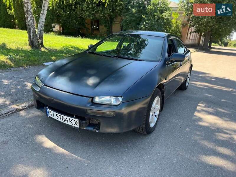 Седан Mazda 323 1995 в 