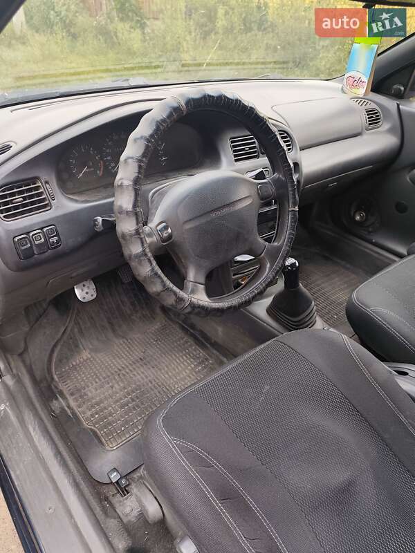 Седан Mazda 323 1998 в Змиеве