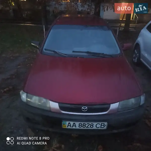 Mazda 323 2001