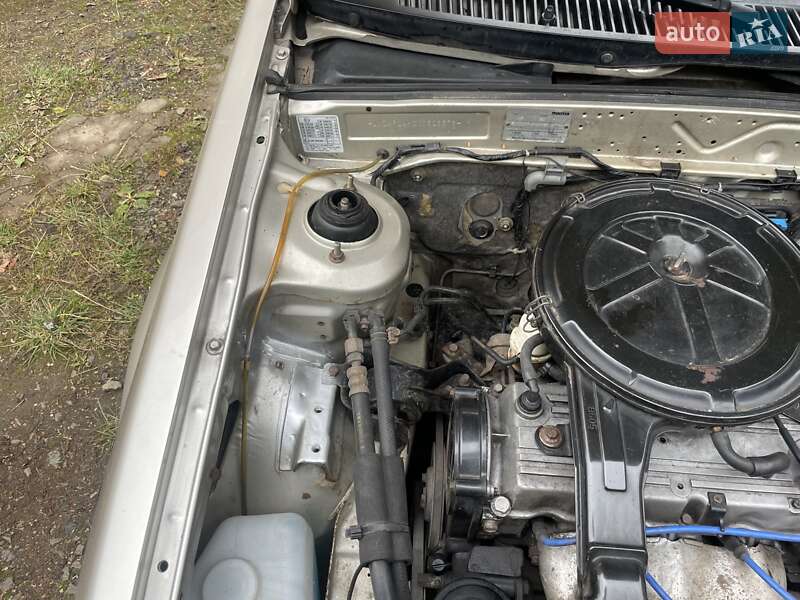 Хэтчбек Mazda 323 1988 в Черкассах фото 6 Хэтчбек Mazda 323 1988 в Черкассах