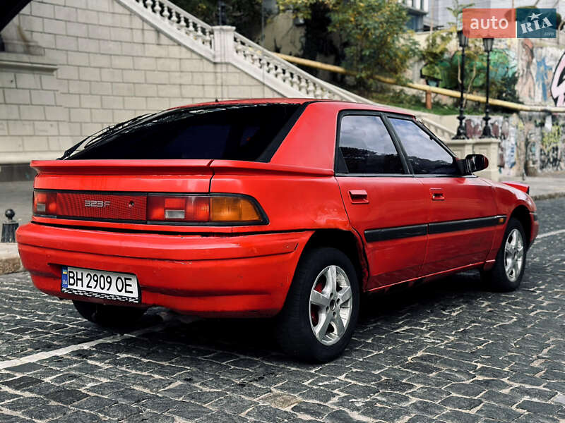Седан Mazda 323 1990 в Одессе фото 6 Седан Mazda 323 1990 в Одессе