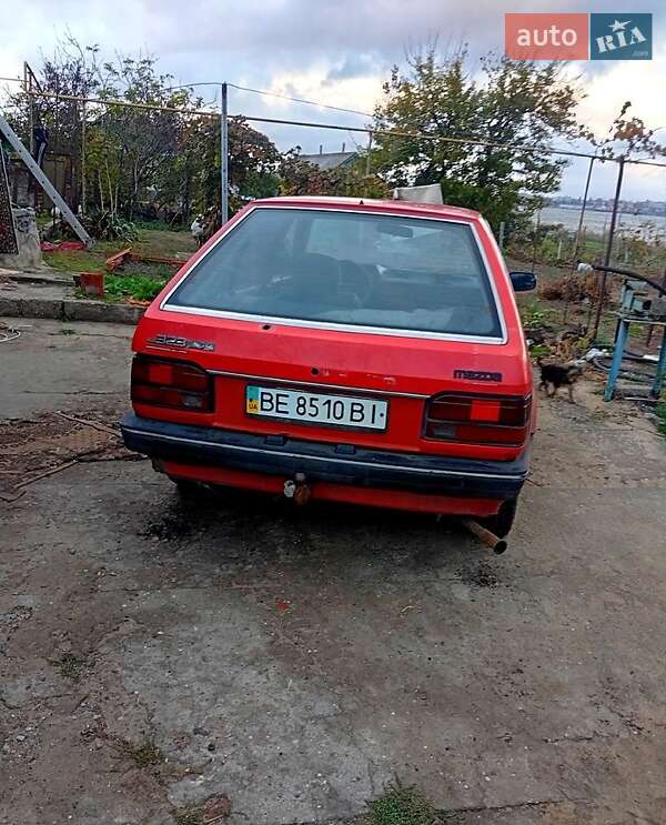 Mazda 323 1987 Mazda 323 1987