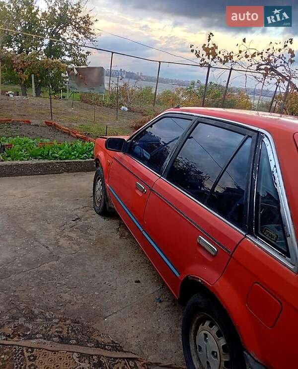Хэтчбек Mazda 323 1987 в Николаеве