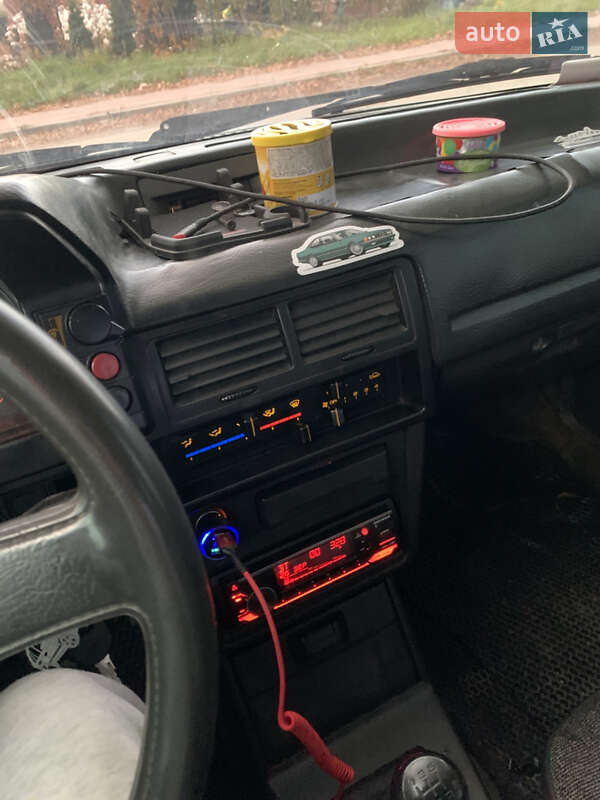 Хэтчбек Mazda 323 1989 в Тернополе