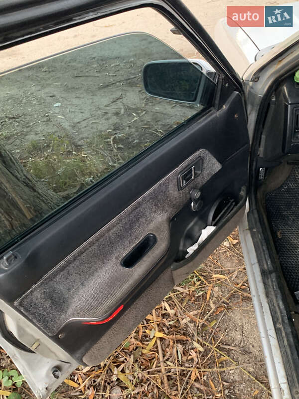 Хэтчбек Mazda 323 1989 в Тернополе