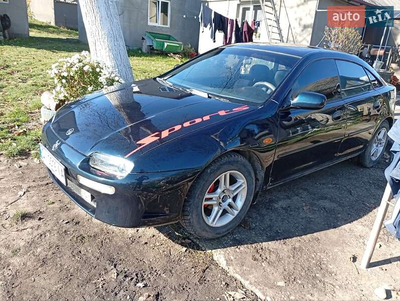 Хэтчбек Mazda 323 1994 в Новоселице
