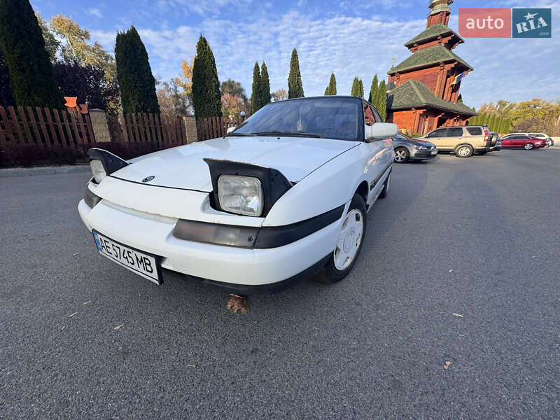 Хэтчбек Mazda 323 1990 в Днепре