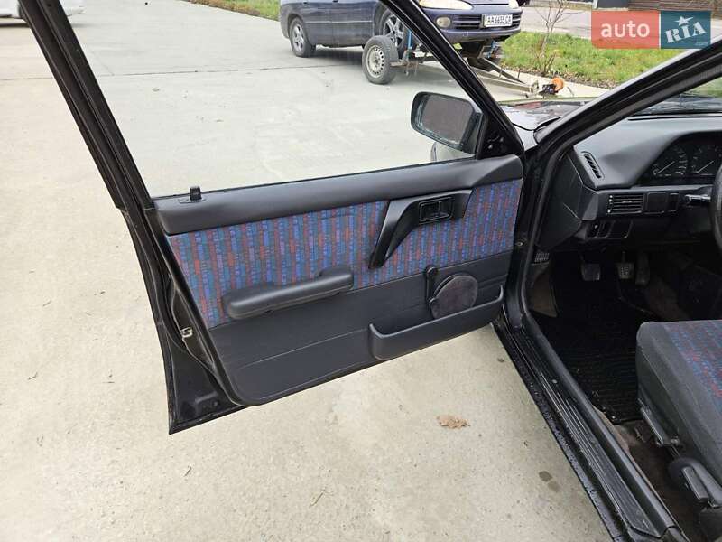 Седан Mazda 323 1995 в Обухове фото 29 Седан Mazda 323 1995 в Обухове