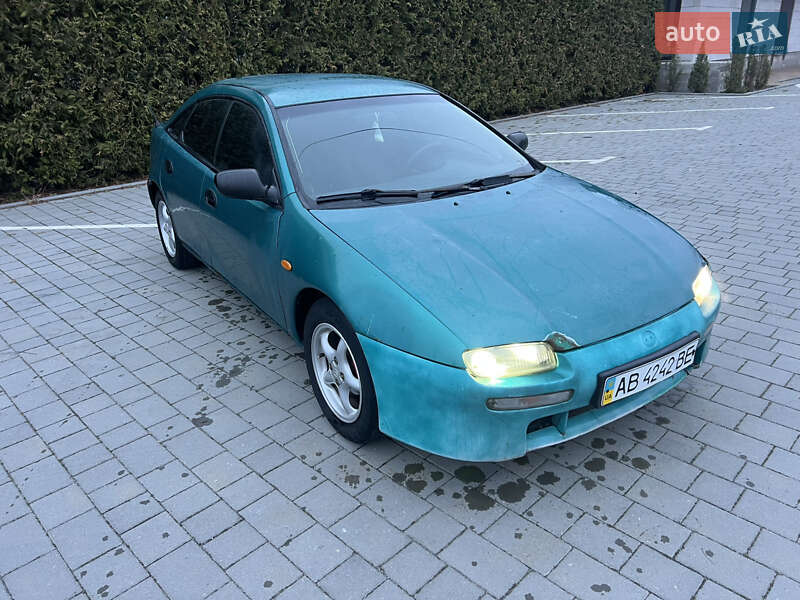 Хетчбек Mazda 323 1996 в Вінниці