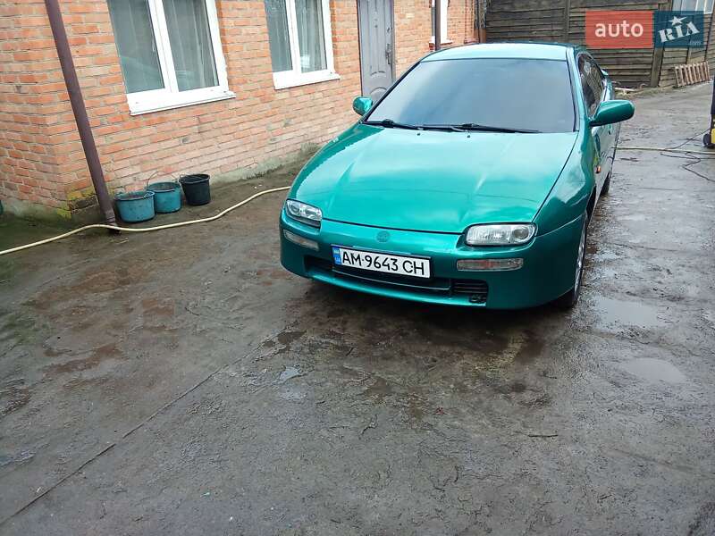 Хэтчбек Mazda 323 1997 в Бердичеве