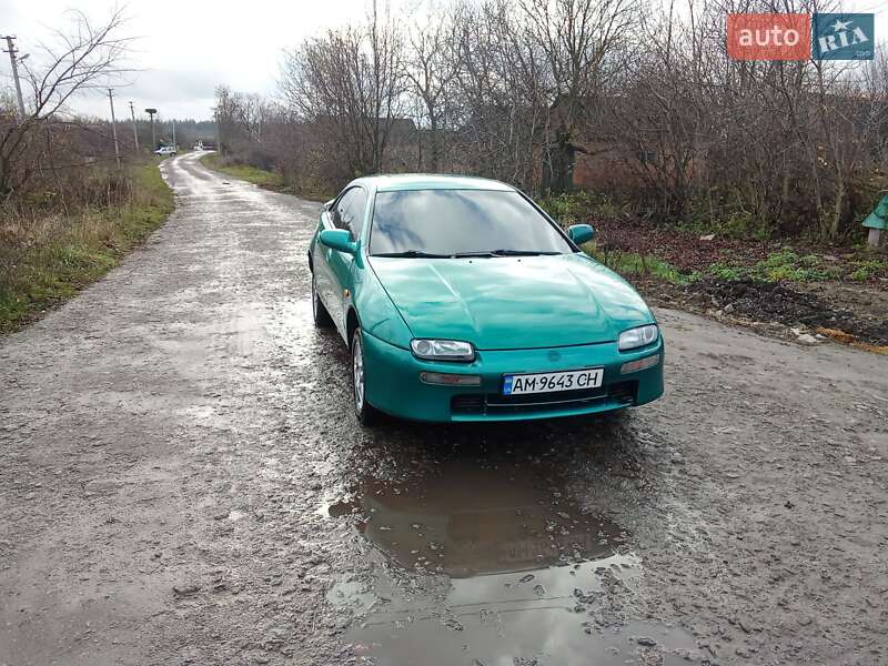 Хэтчбек Mazda 323 1997 в Бердичеве