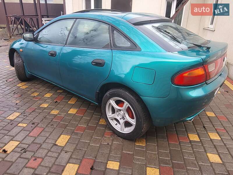 Хэтчбек Mazda 323 1996 в Подольске