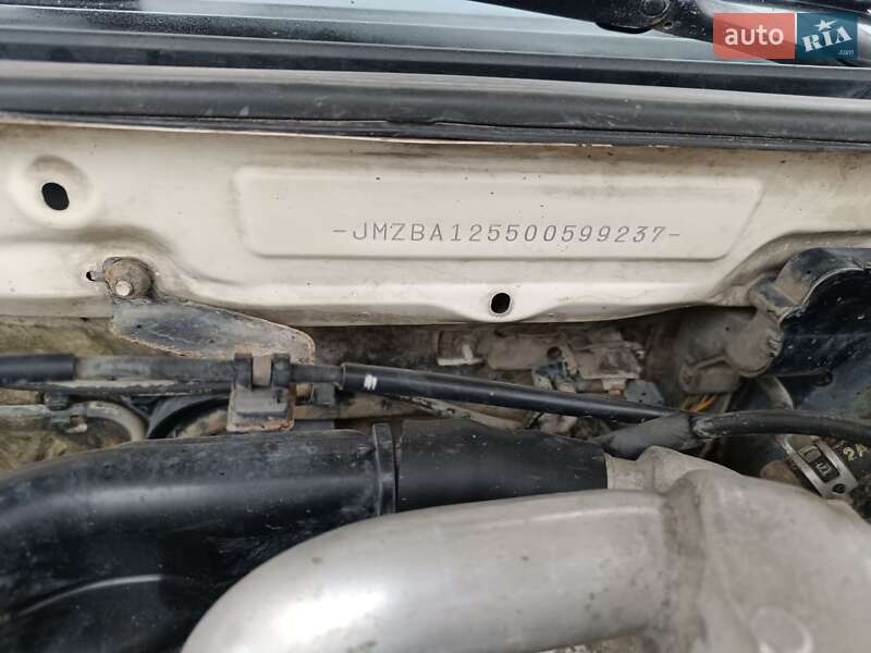 Седан Mazda 323 1998 в Чернівцях фото 35 Седан Mazda 323 1998 в Чернівцях