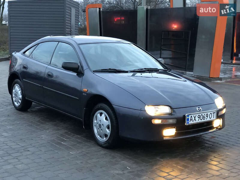 Хетчбек Mazda 323 1998 в Харкові