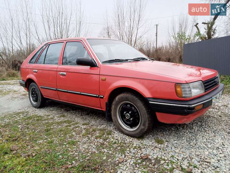 Хетчбек Mazda 323 1987 в Івано-Франківську фото 7 Хетчбек Mazda 323 1987 в Івано-Франківську