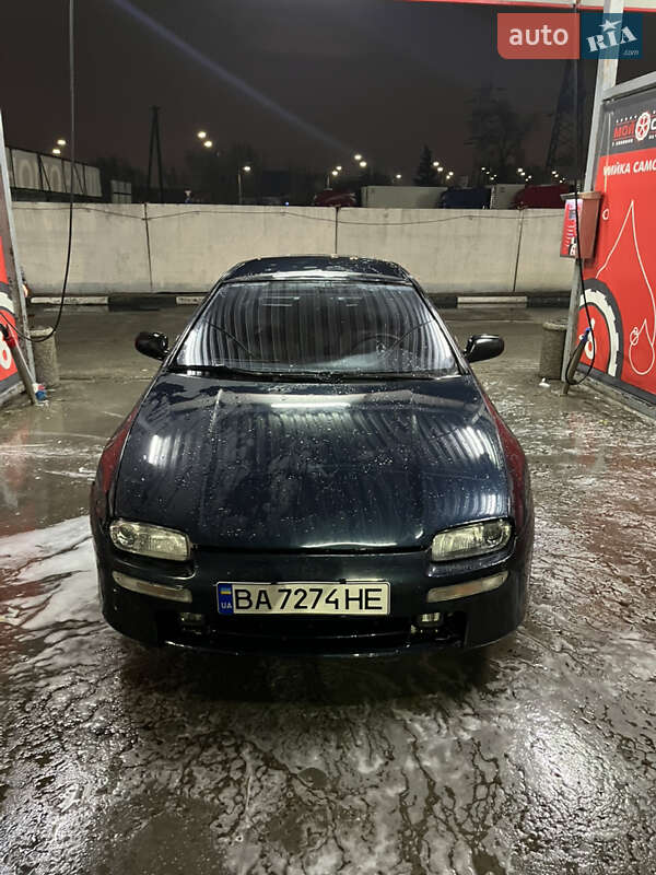 Хэтчбек Mazda 323 1997 в Киеве фото 2 Хэтчбек Mazda 323 1997 в Киеве