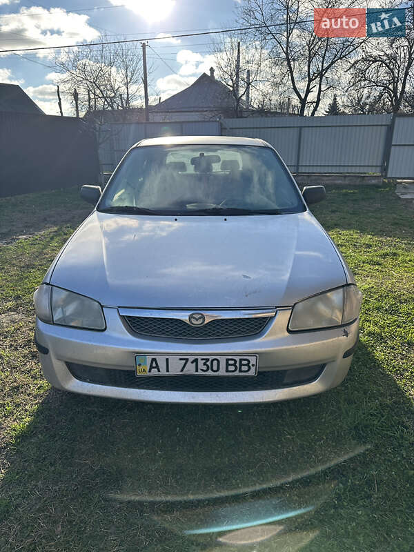 Mazda 323 2000 Mazda 323 2000