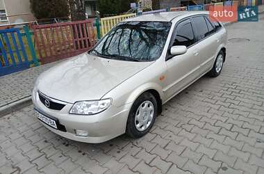 Хетчбек Mazda 323 2003 в Монастириській