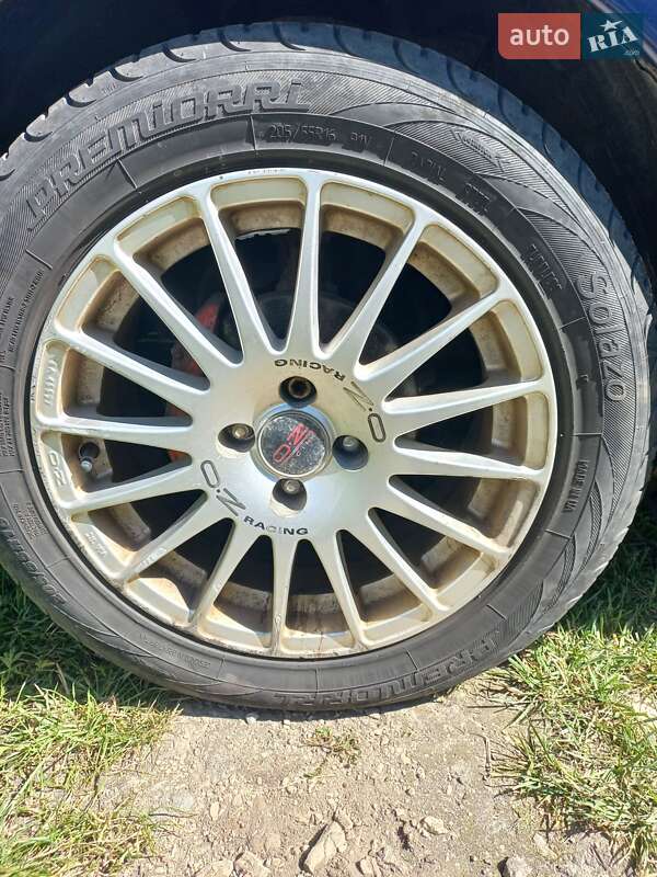 Хэтчбек Mazda 323 1995 в Киеве