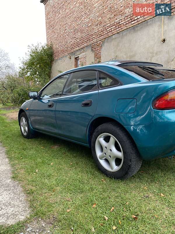 Хэтчбек Mazda 323 1995 в Львове