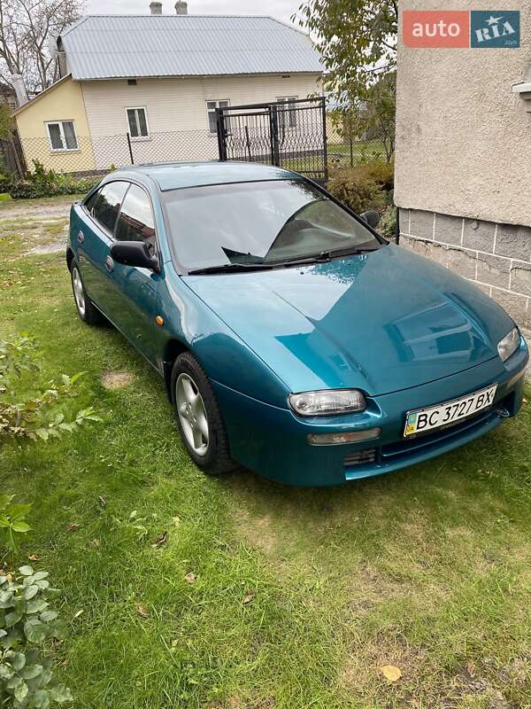 Хэтчбек Mazda 323 1995 в Львове