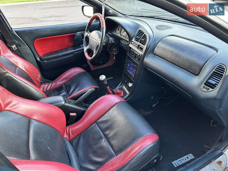 Хэтчбек Mazda 323 1996 в Подольске