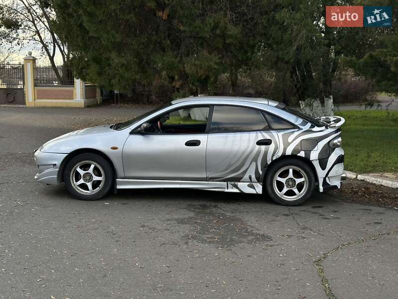 Хэтчбек Mazda 323 1996 в Подольске