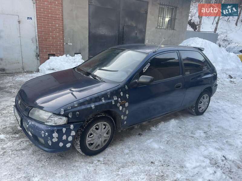 Хэтчбек Mazda 323 1999 в Тернополе