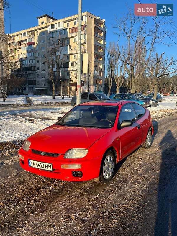 Хетчбек Mazda 323 1995 в Києві фото 2 Хетчбек Mazda 323 1995 в Києві