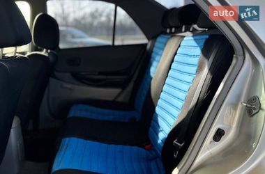 Седан Mazda 323 2002 в Запорожье