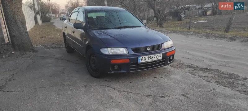 Mazda 323 1995