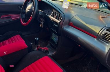 Седан Mazda 323 1995 в Стреховцы