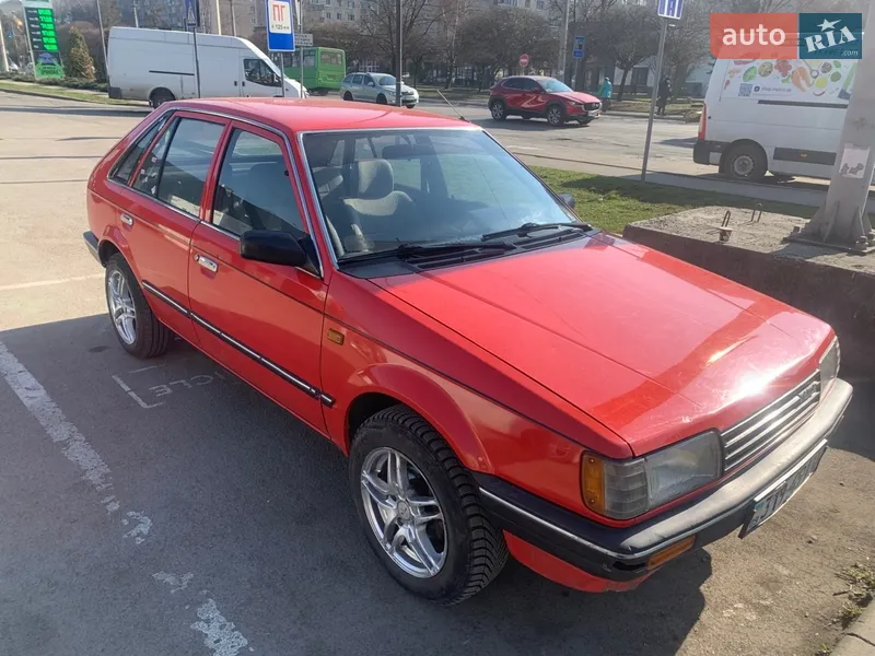 Mazda 323