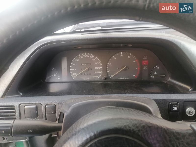 Хэтчбек Mazda 323 1994 в Виннице