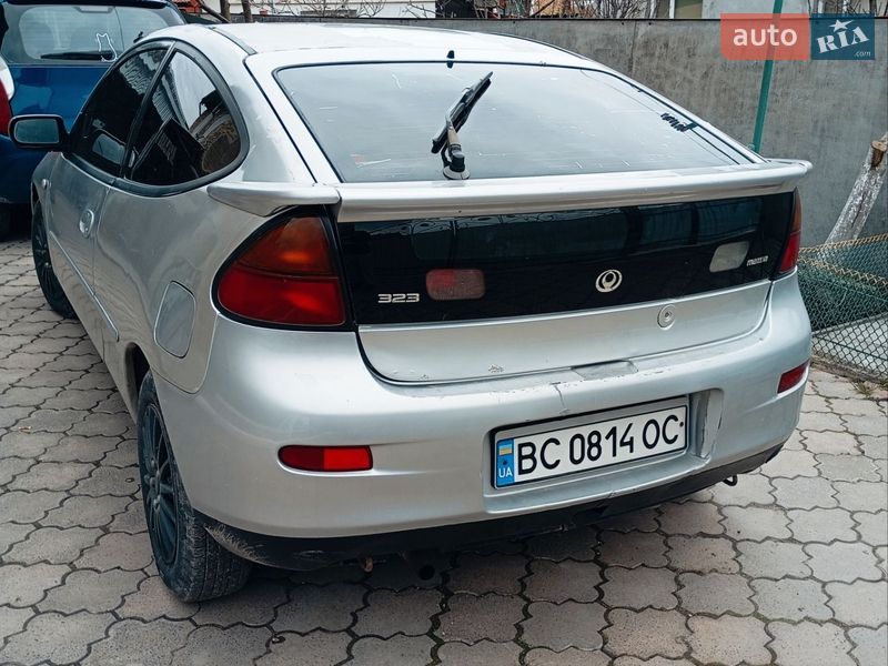 Mazda 323 1997