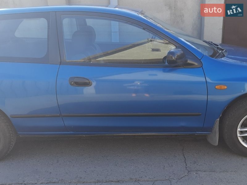 Хэтчбек Mazda 323 1997 в Одессе фото 4 Хэтчбек Mazda 323 1997 в Одессе