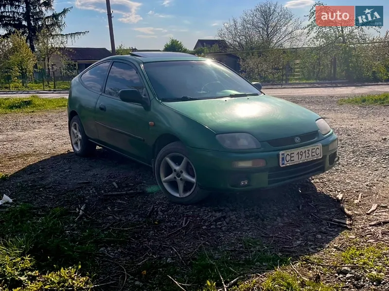 Mazda 323 1996