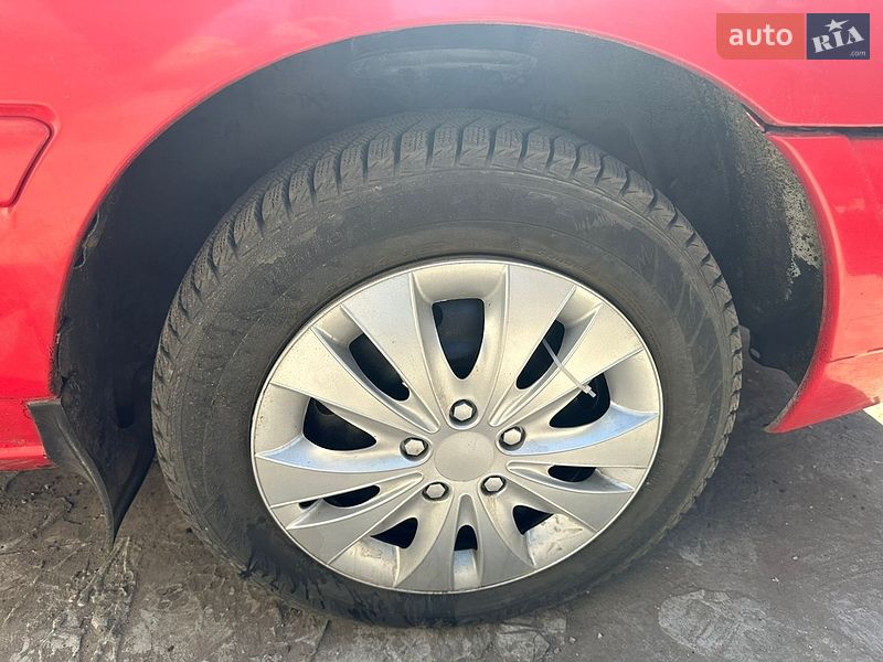 Хэтчбек Mazda 323 1994 в Конотопе