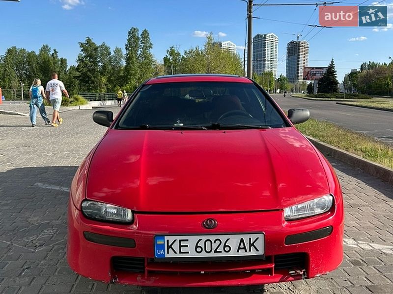 Хэтчбек Mazda 323 1995 в Днепре
