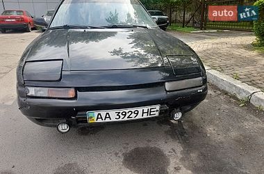 Хэтчбек Mazda 323 1990 в Киеве