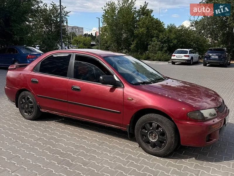 Mazda 323 1996