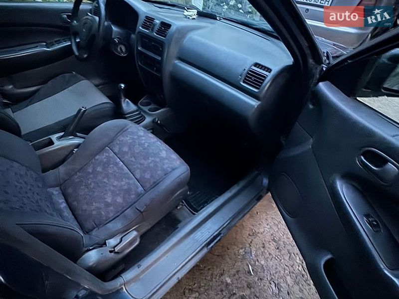 Седан Mazda 323 1997 в Білгороді-Дністровському