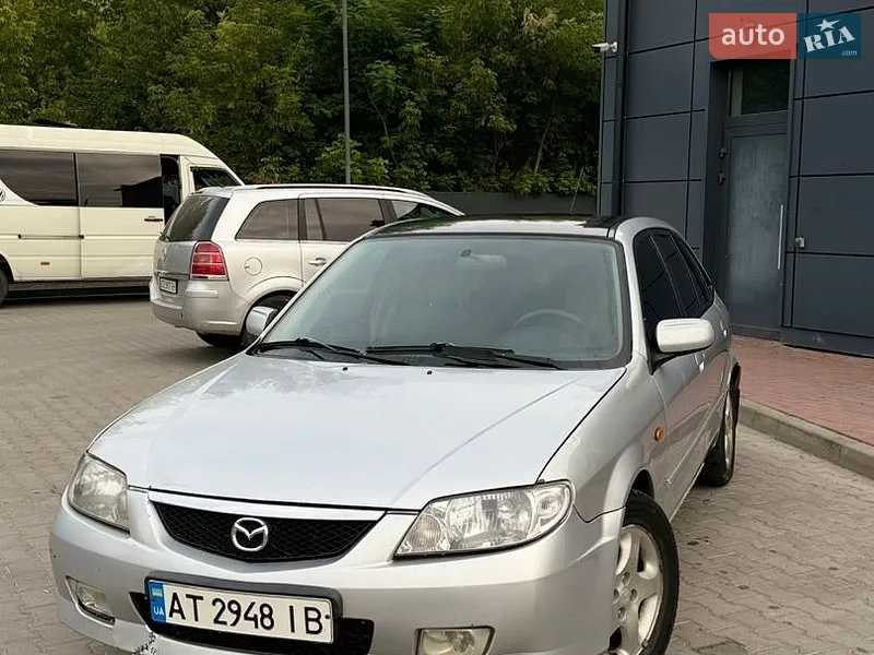 Mazda 323 2001