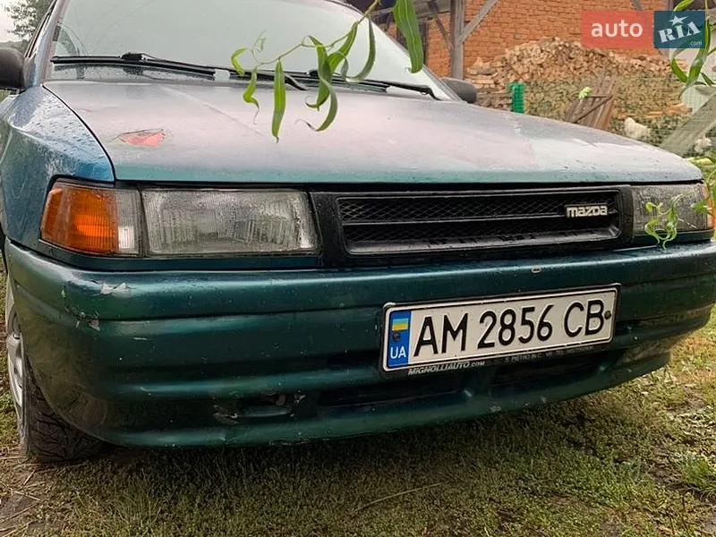 Mazda 323 1992